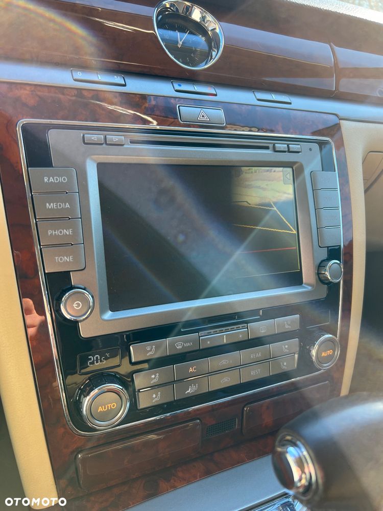 Volkswagen Phaeton 3.0 V6 TDI DPF 4MOTION Automatik (5 Sitzer) - 19