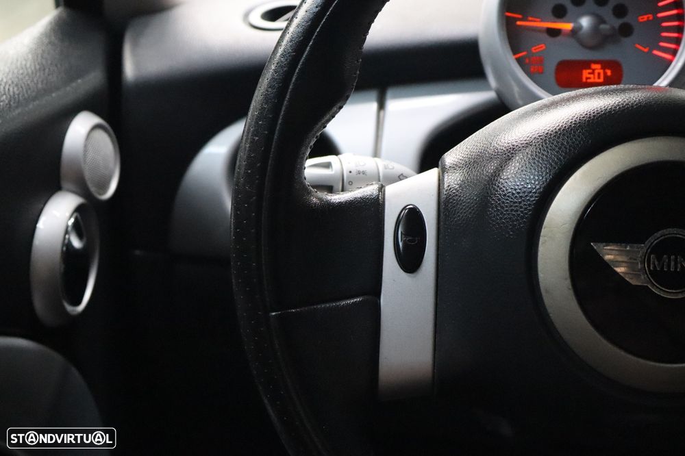 MINI 3 Portas One D Seven - 15