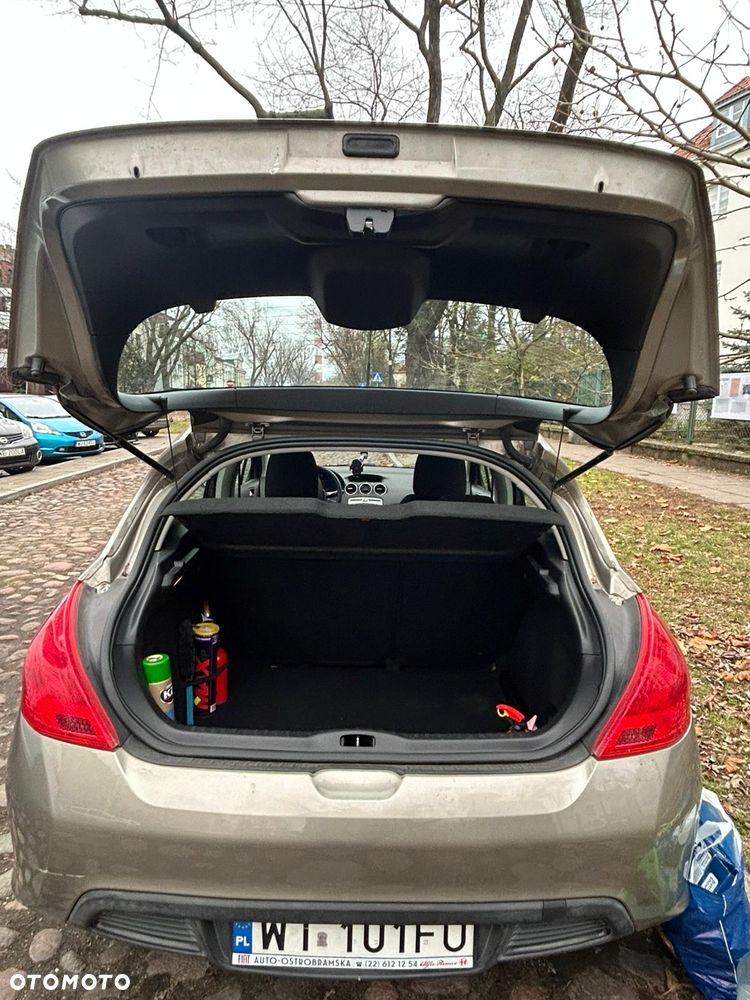 Peugeot 308 - 5