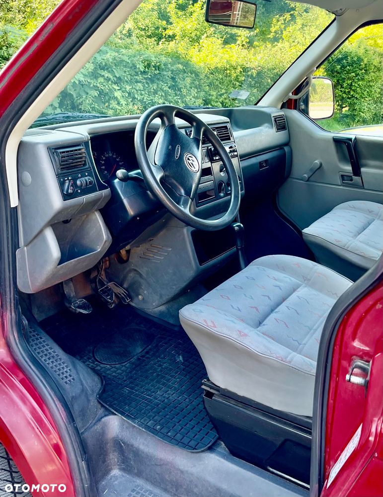 Volkswagen Transporter - 12