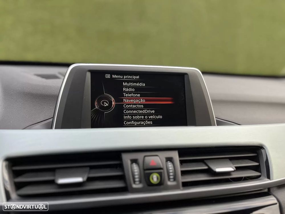BMW X1 16 d sDrive Advantage - 13