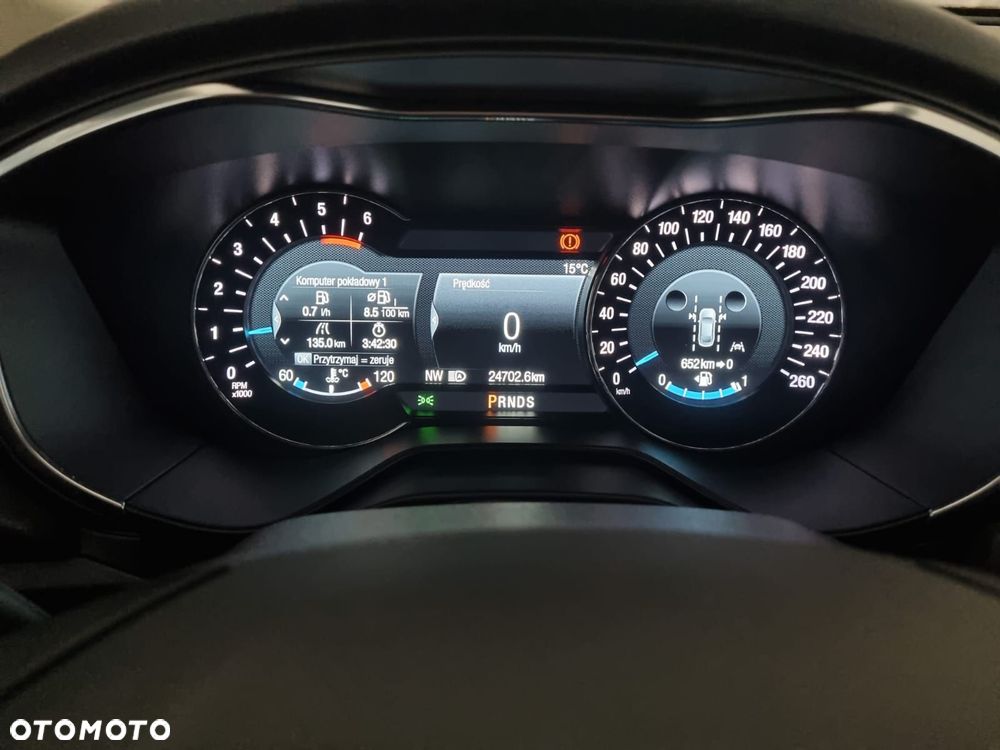 Ford Mondeo - 8
