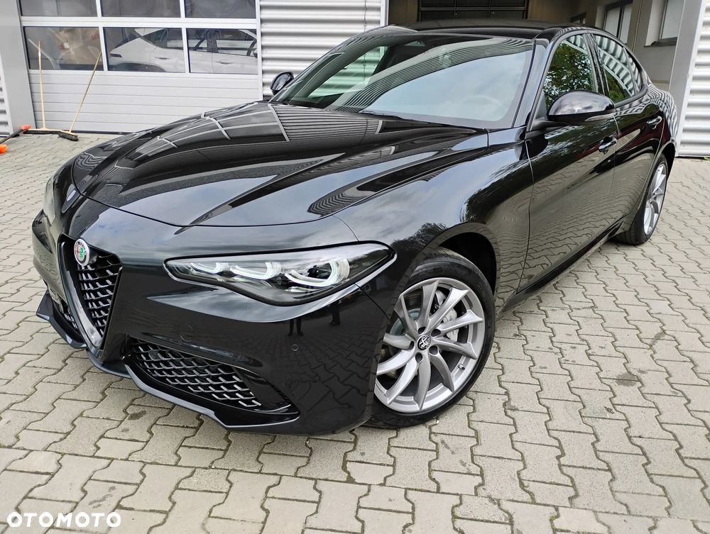 Alfa Romeo Giulia 2.0 Turbo Sprint Q4 - 4