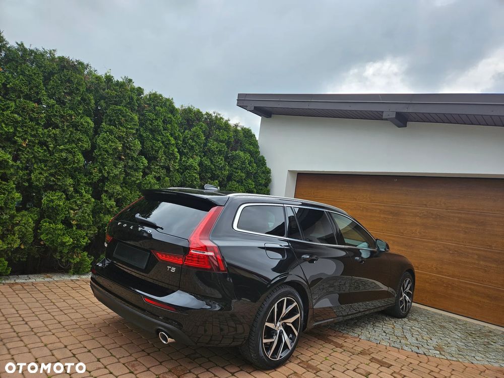 Volvo V60 T5 Geartronic Momentum Pro - 2