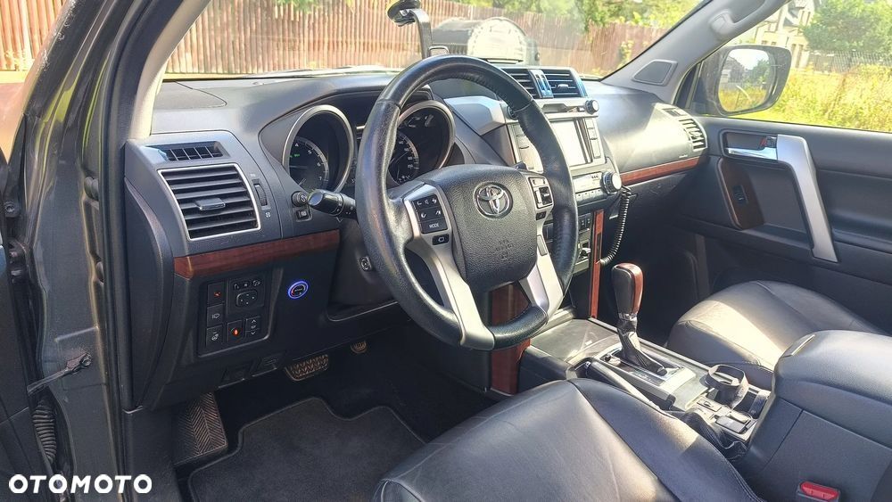Toyota Land Cruiser LC 4.0 V6 Invincible - 6