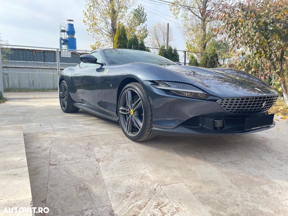Ferrari Roma - 12
