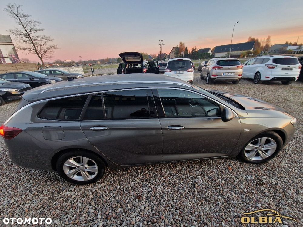 Opel Insignia - 11