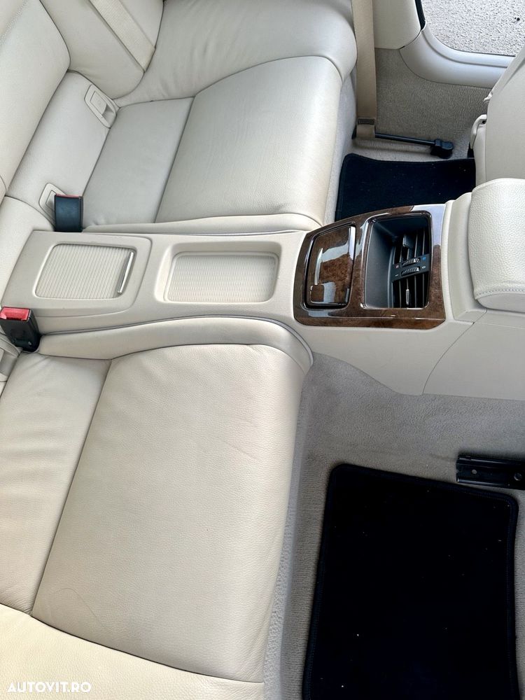 BMW Seria 3 320i Aut. - 12