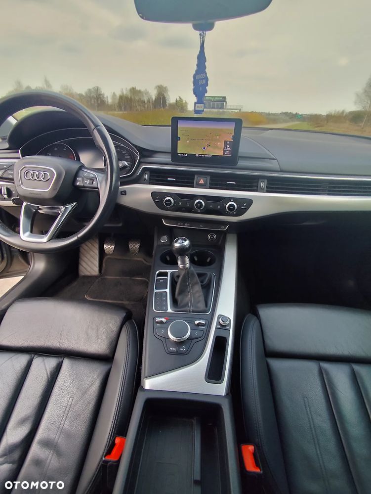Audi A4 Avant 2.0 TDI - 17