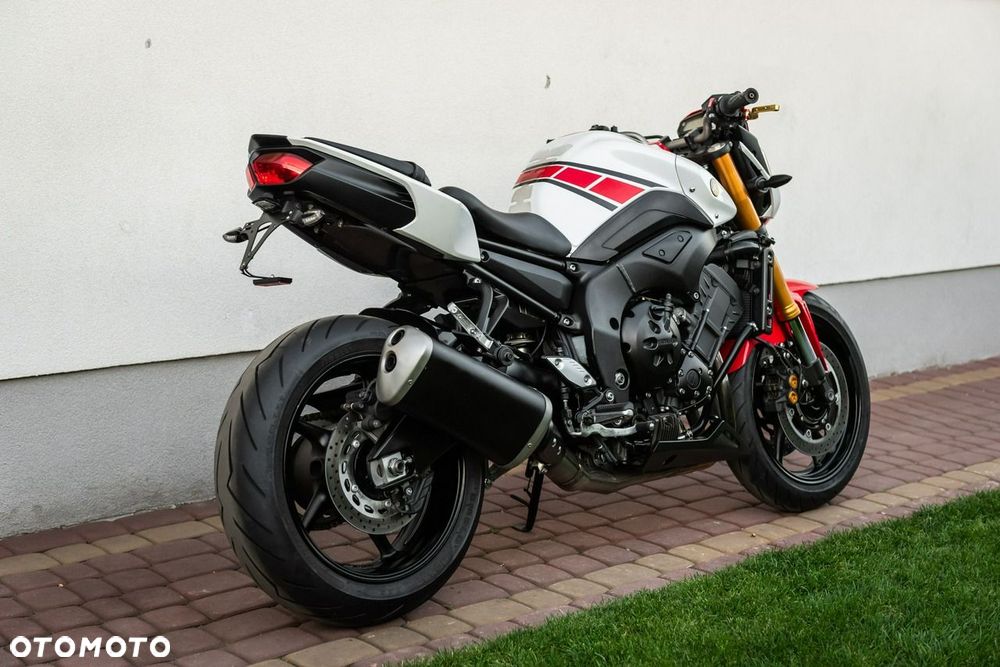 Yamaha FZ - 4