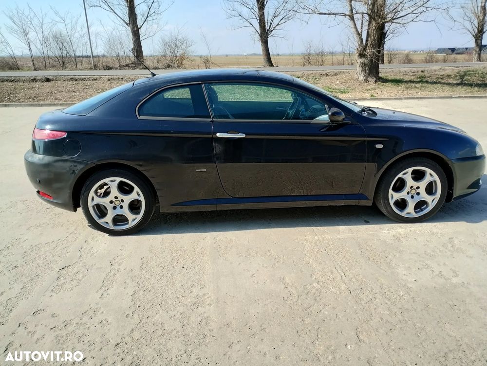 Alfa Romeo GT 1.9 JTD M-Jet Progression - 2