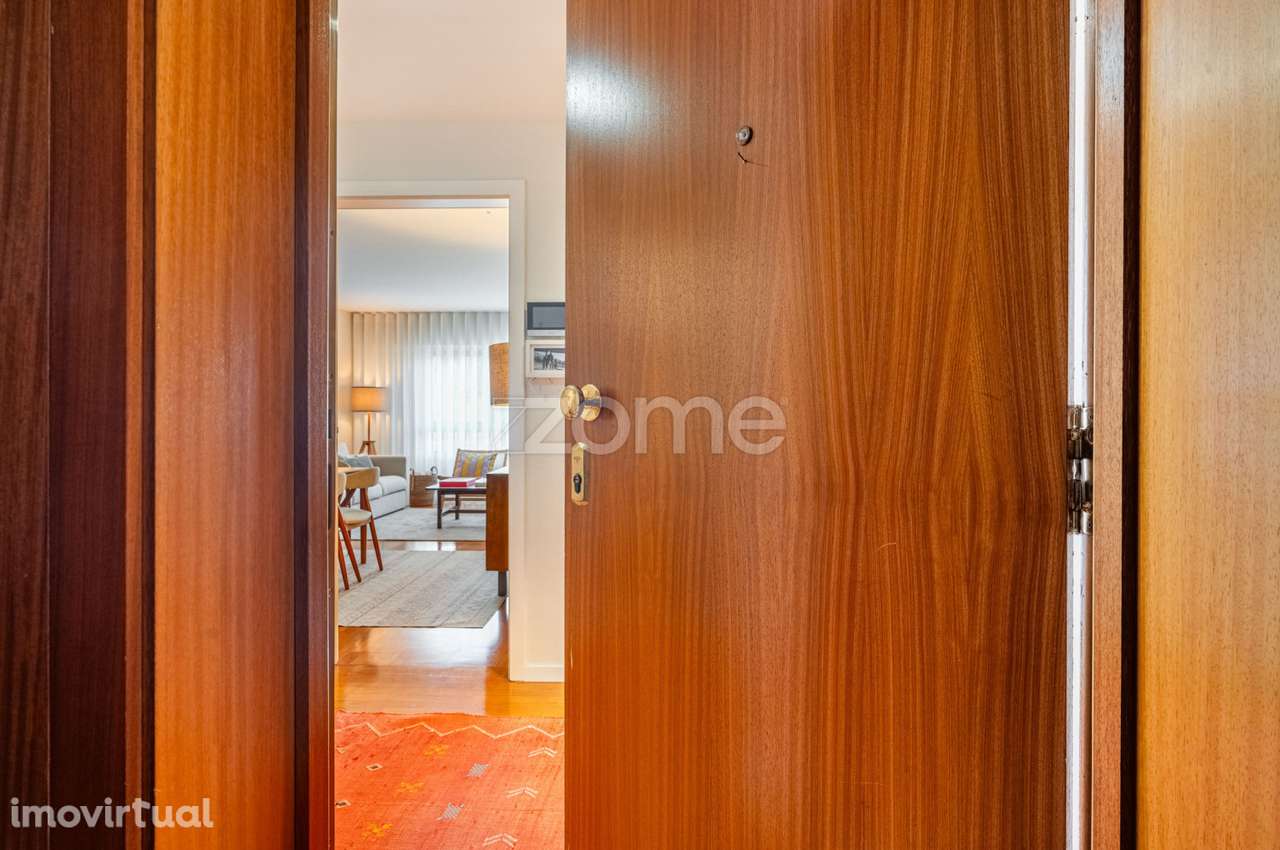 Apartamento T3 com garagem e arrumos, Foz do Douro, Porto - Grande imagem: 3/50