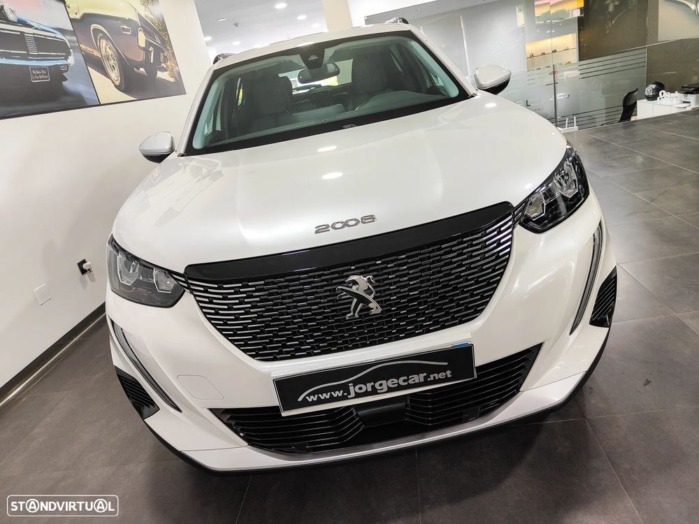 Peugeot 2008 1.2 PureTech Allure EAT8 - 22