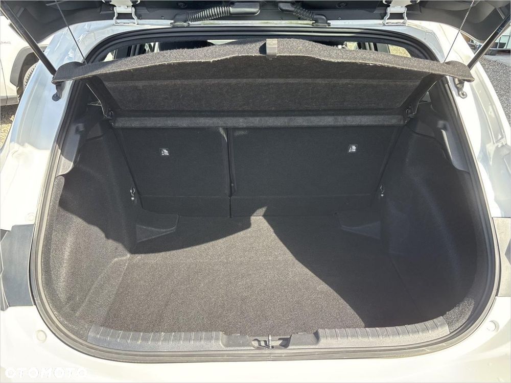 Toyota Corolla 1.8 Hybrid Comfort - 17