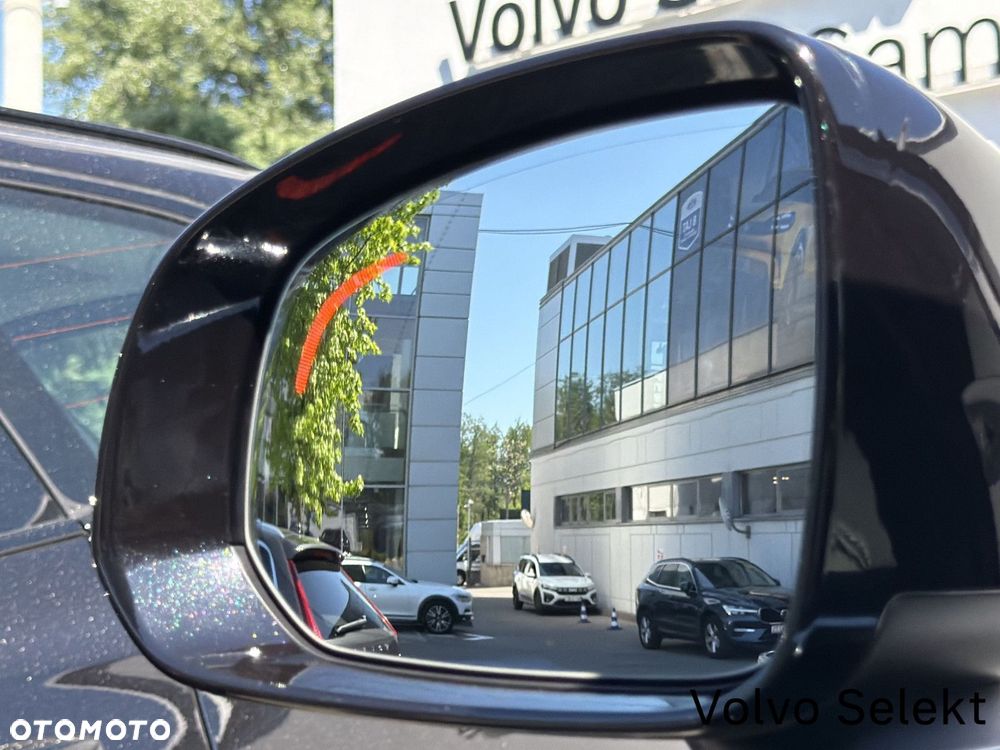 Volvo XC 90 - 31