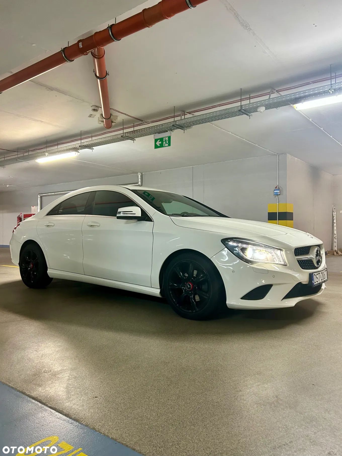 Mercedes-Benz CLA 180 - 1