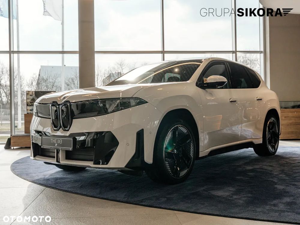 BMW iX3 - 1