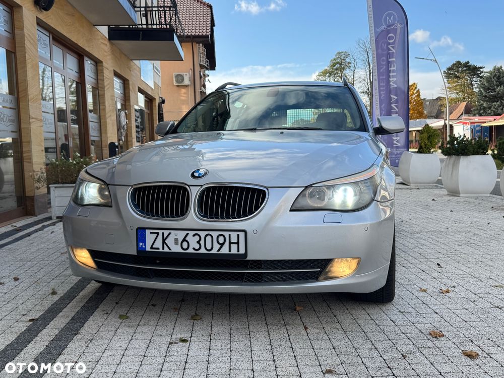 BMW Seria 5 523i - 17