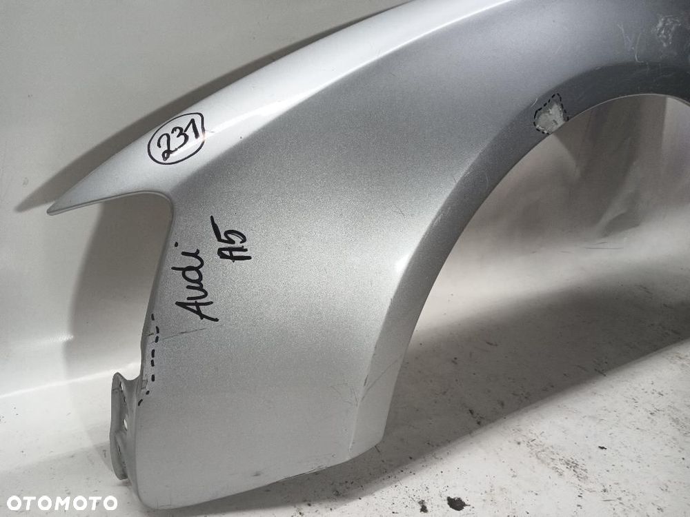 BŁOTNIK PRZÓD PRZEDNI LEWY AUDI A5 8T 8T0821469 - 8
