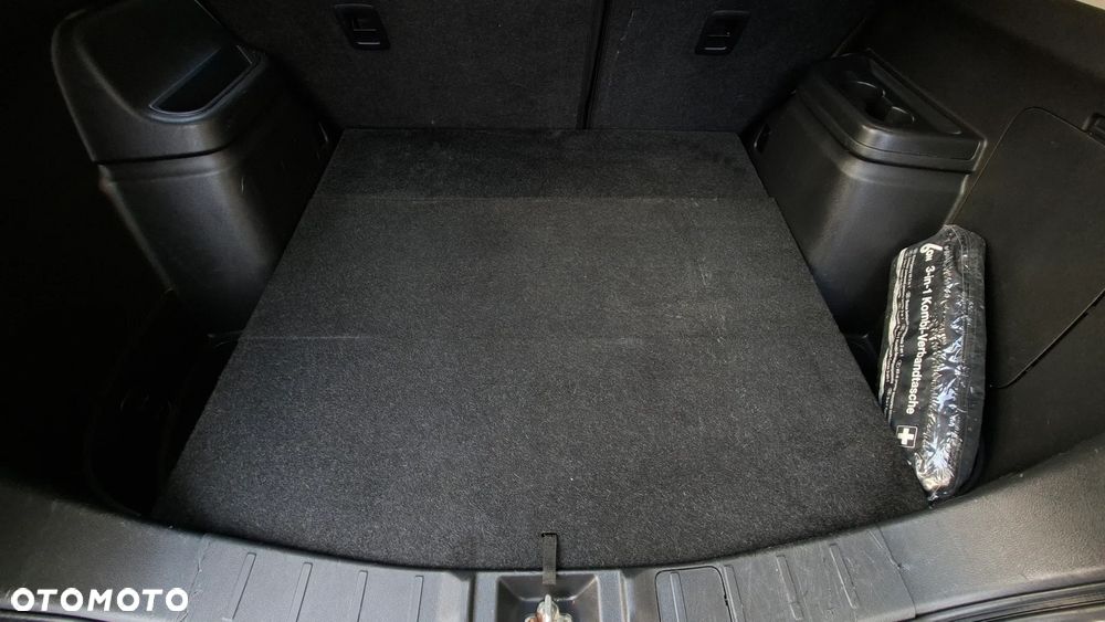 Mitsubishi Outlander 2.0 2WD Inform - 13