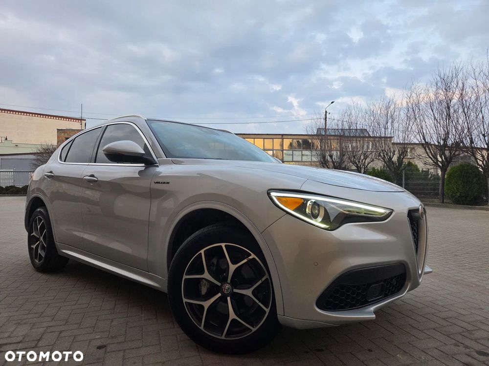 Alfa Romeo Stelvio 2.0 Turbo 16V AT8-Q4 Veloce - 8