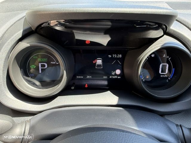 Toyota Yaris 1.5 HDF Exclusive - 6