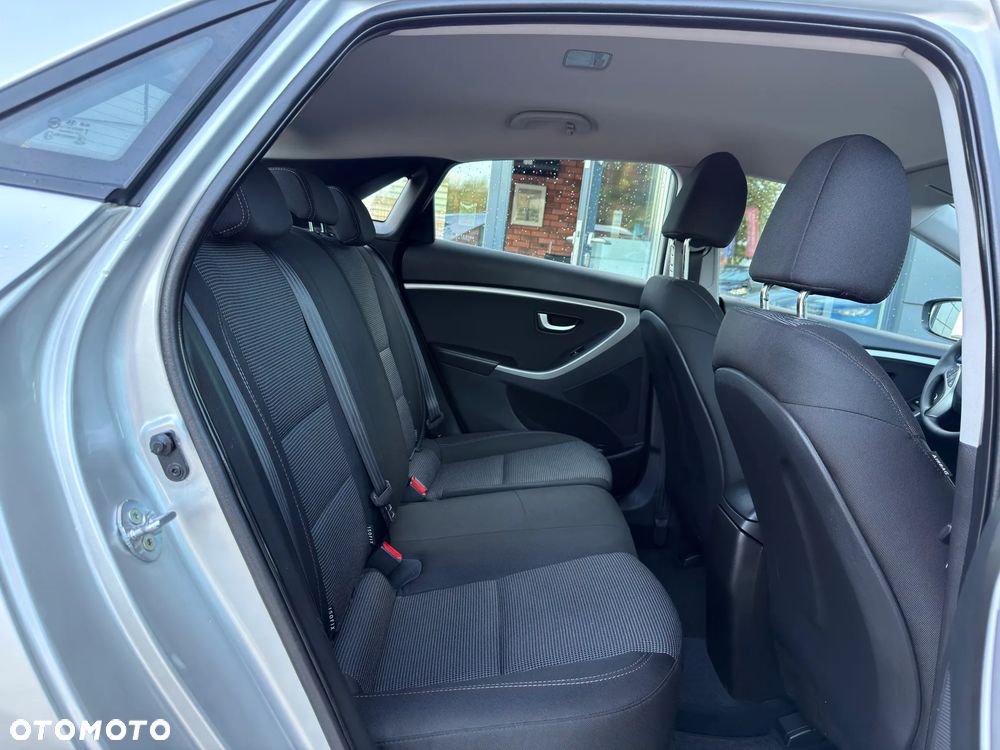 Hyundai i30 1.6 GDI Premium - 30