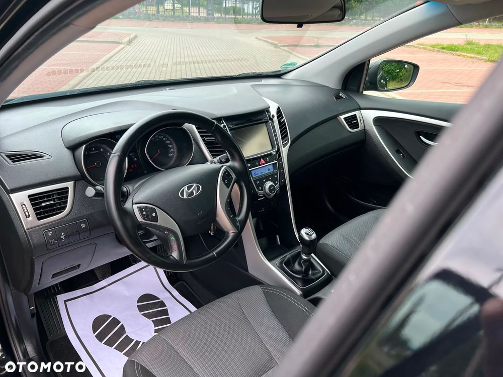 Hyundai i30 1.4 Premium - 10