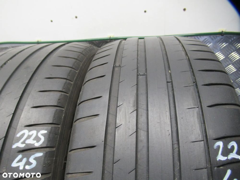 2x Michelin Pilot Sport 4 225/45/17 91V nr.1751 - 2