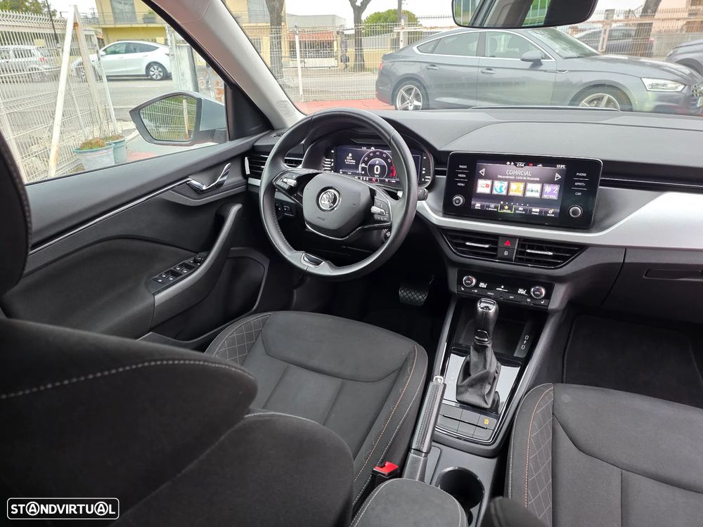 Skoda Kamiq 1.0 TSI Scoutline DSG - 17