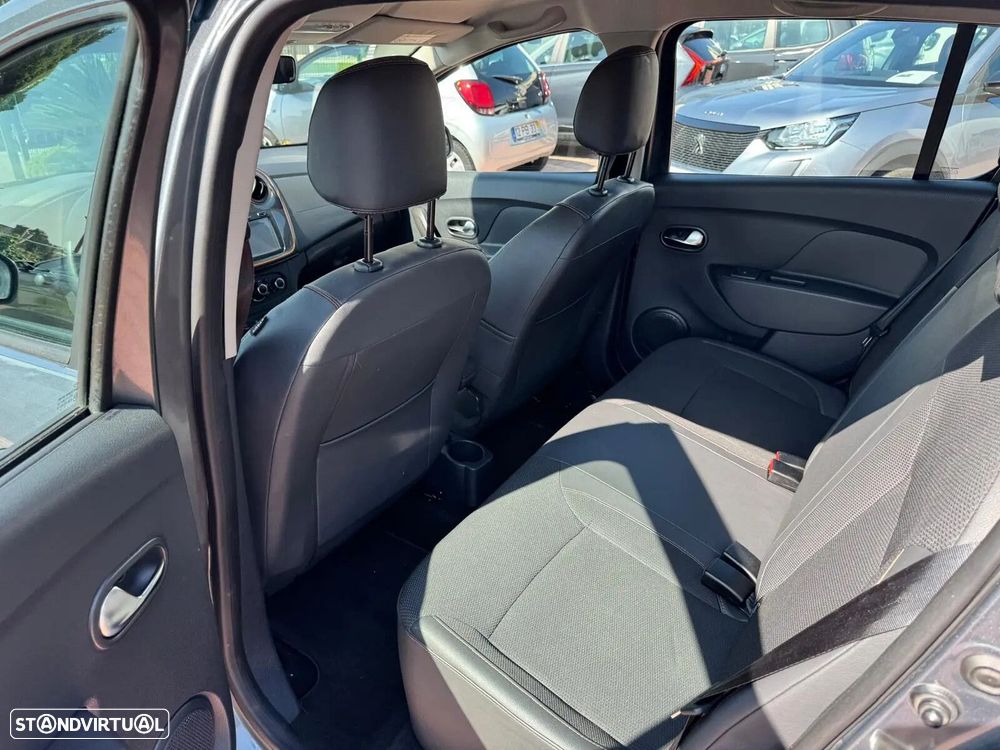 Dacia Sandero 0.9 TCe Stepway - 17