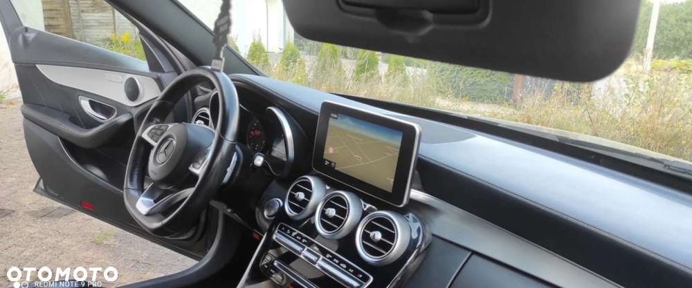 Mercedes-Benz Klasa C 220 d 4Matic 7G-TRONIC AMG Line - 32