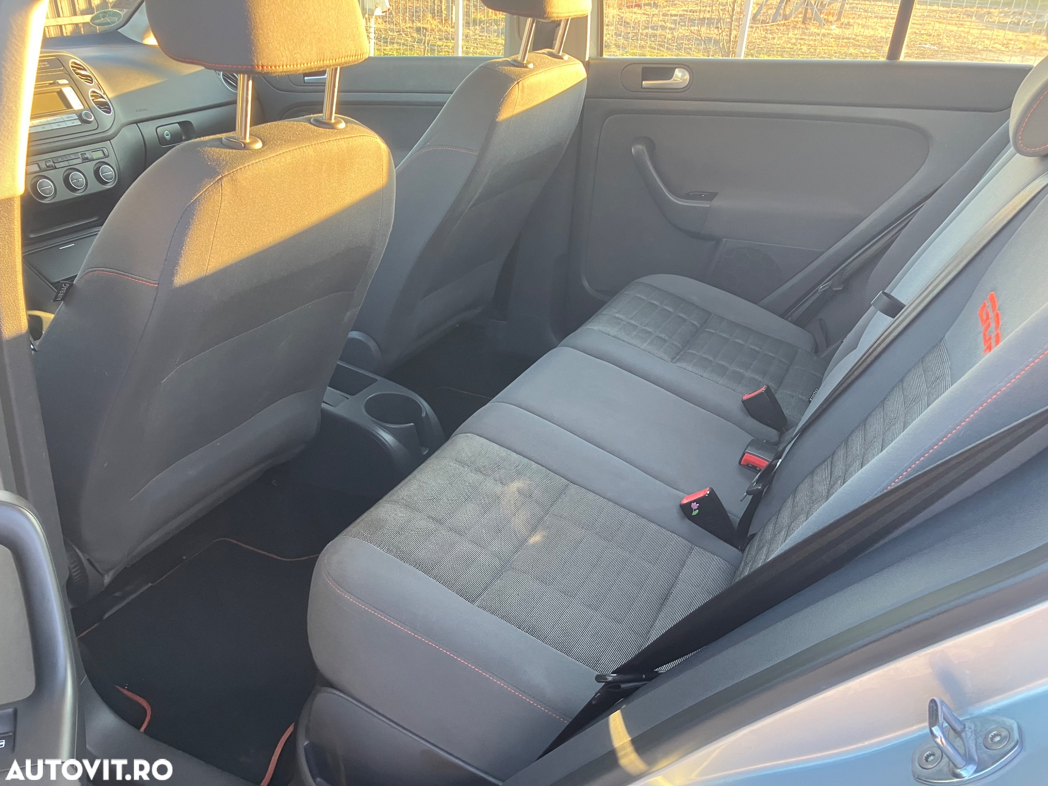 Volkswagen Golf Plus 1.9 TDI Goal - 18