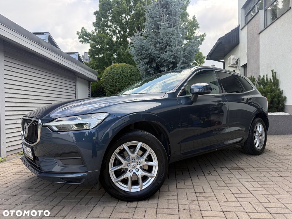 Volvo XC60 II (2017-) D3 Momentum Pro, 2020