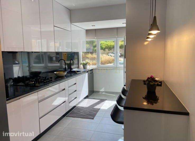 Apartamento T3 Totalmente REMODELADO – Torres Vedras - Grande imagem: 3/6