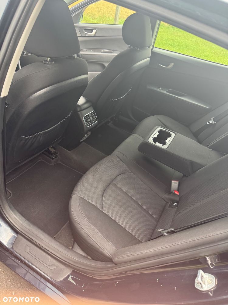 Kia Optima 1.7 CRDI M - 12