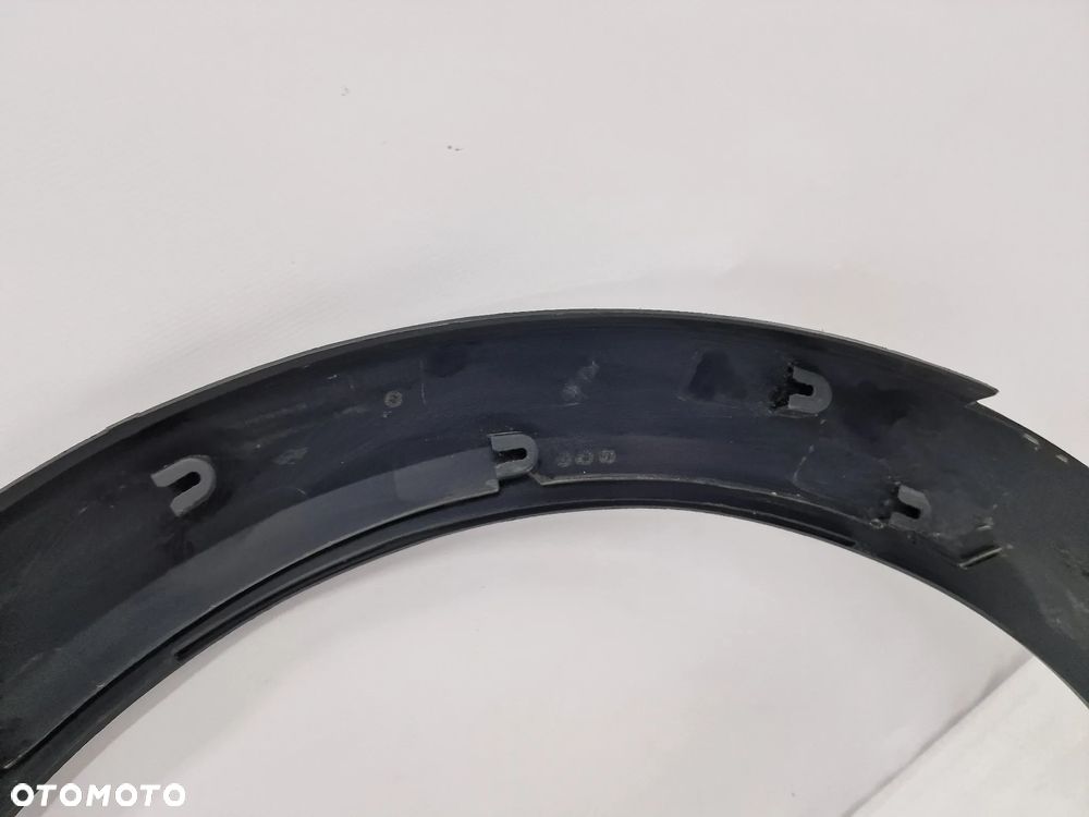 MINI F55 / F56 LIFT LEWA PRZEDNIA PRZÓD LISTWA NA BŁOTNIK , NR 51779450647 / 9450647 , NR AUKCJI NLB182 - 14