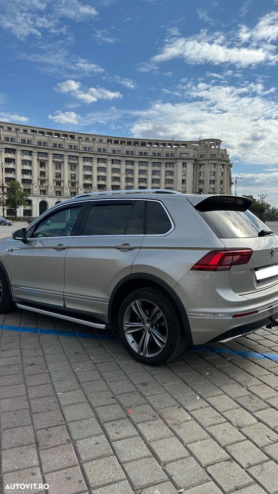 Volkswagen Tiguan - 4