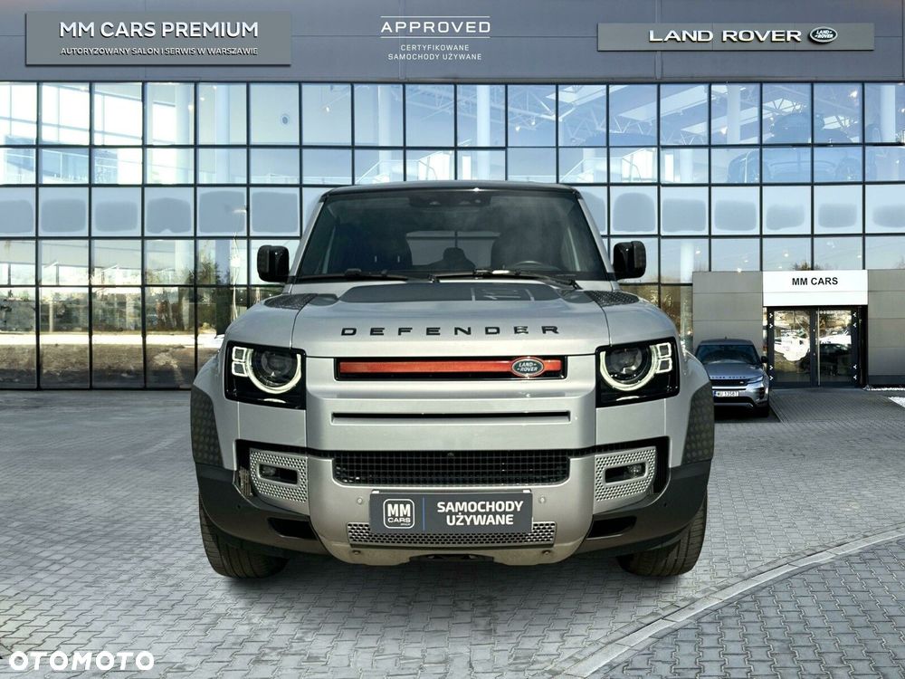 Land Rover Defender - 8
