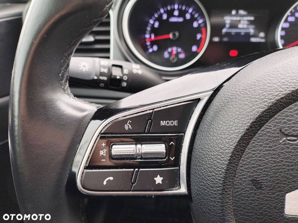 Kia Ceed - 22