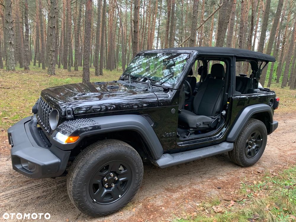 Jeep Wrangler - 15