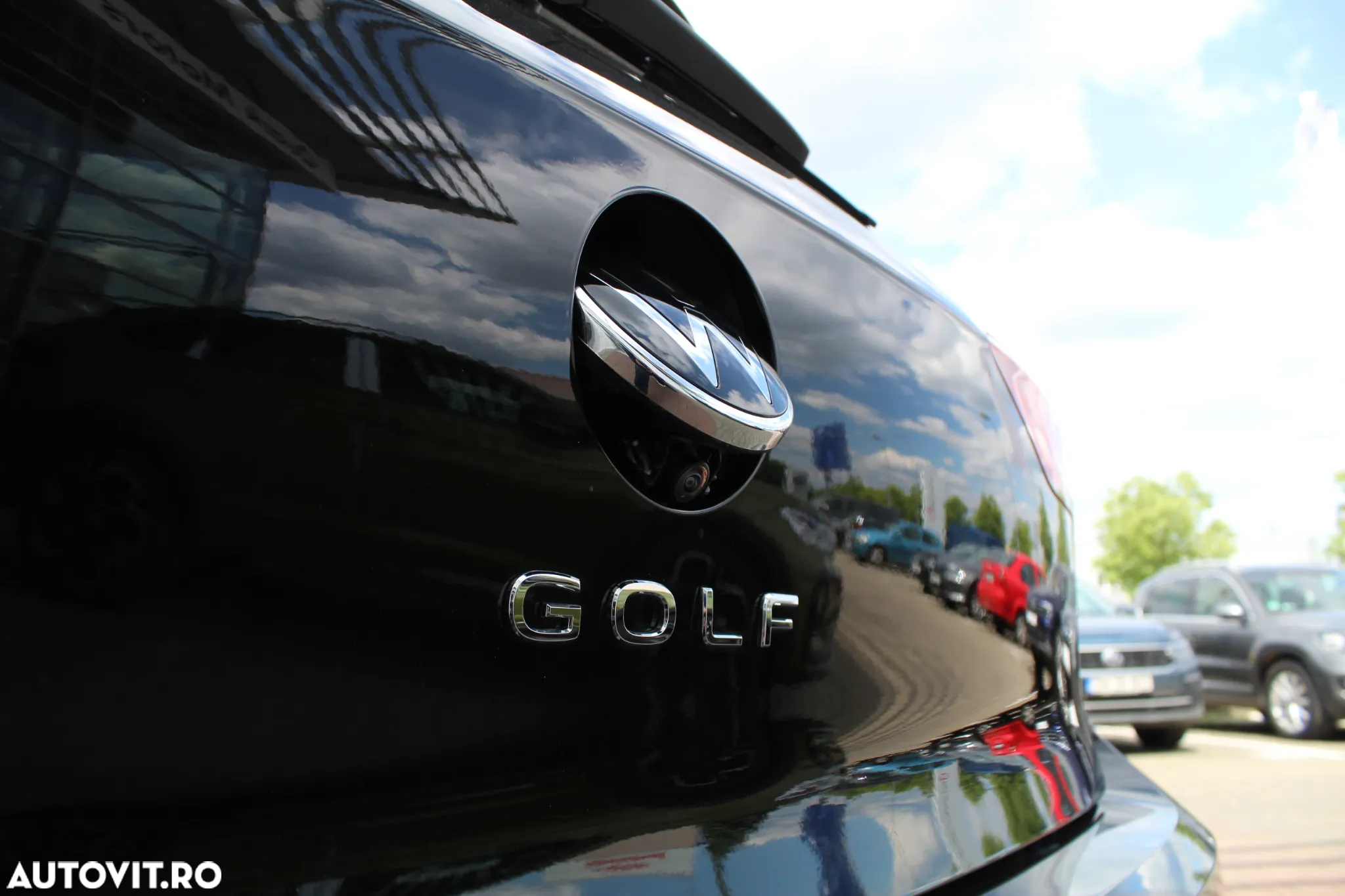 Volkswagen Golf 2.0 TDI DSG Life - 13