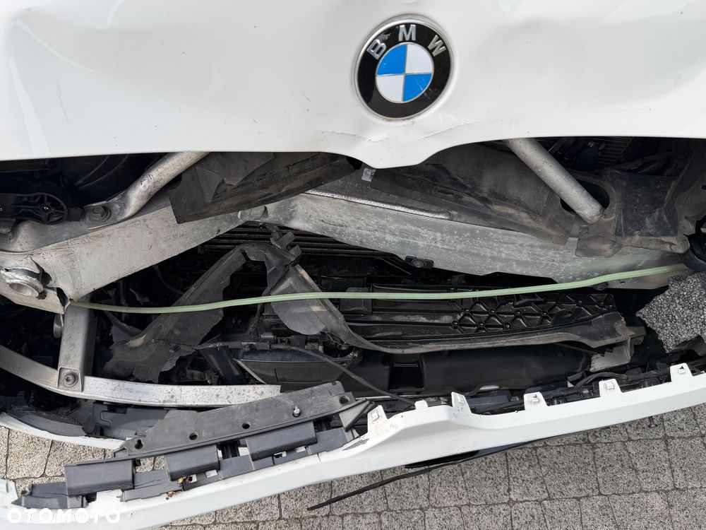 BMW Seria 3 320d xDrive Edition M Sport Shadow - 25