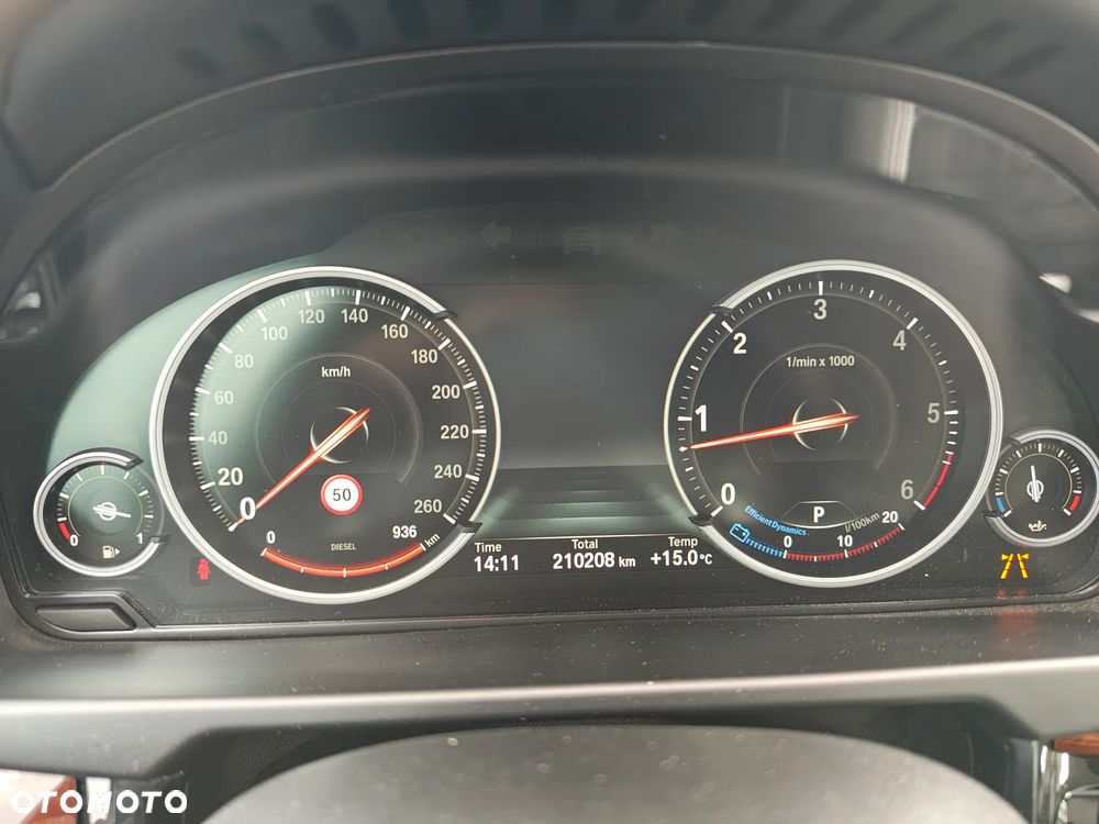 BMW X6 xDrive40d - 25
