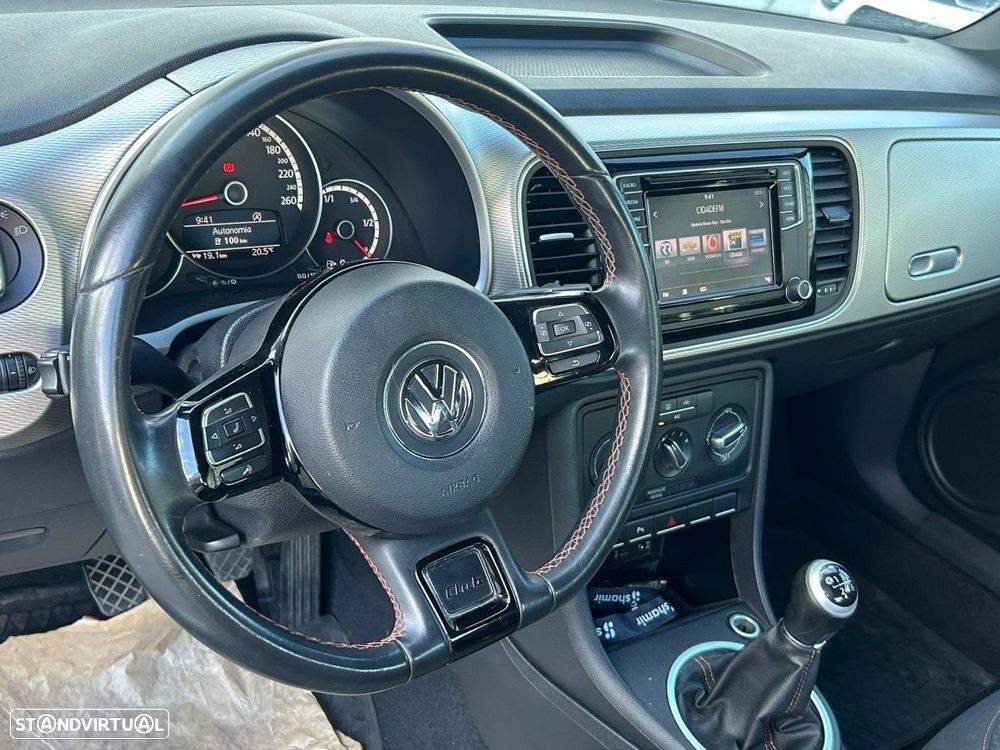 VW New Beetle - 9