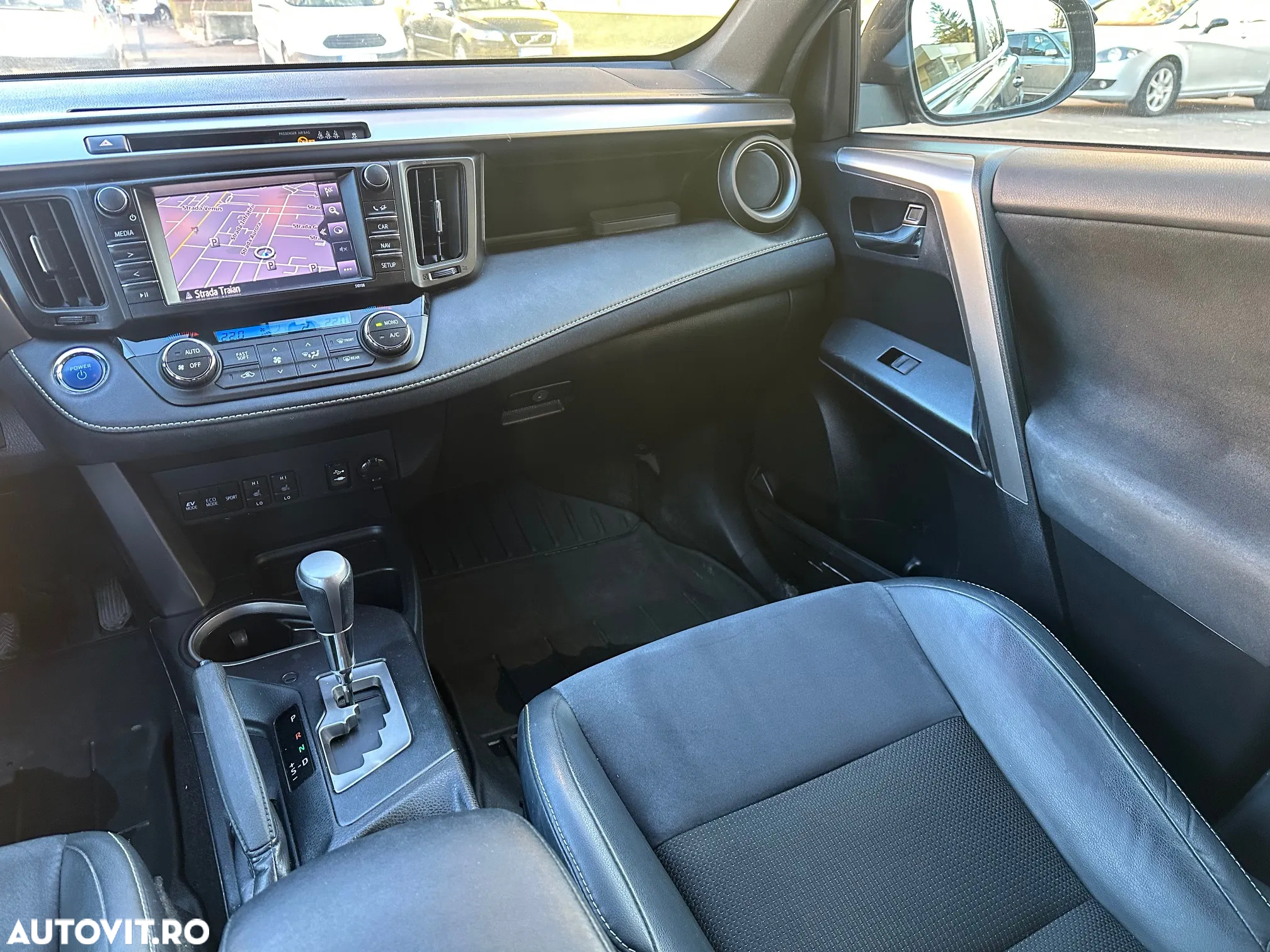 Toyota RAV4 2.5 4x4 Hybrid Style Selection - 30