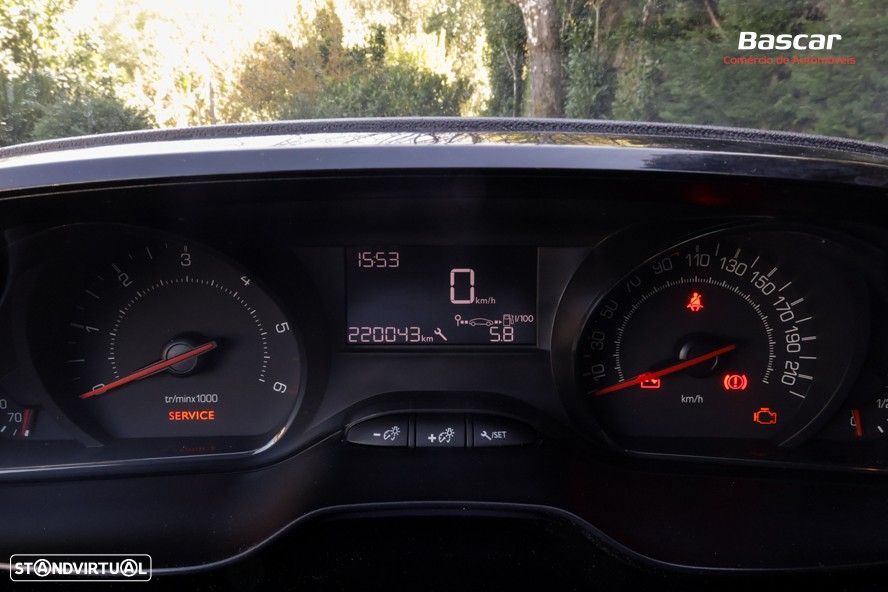 Peugeot 208 1.4 HDi Active - 18