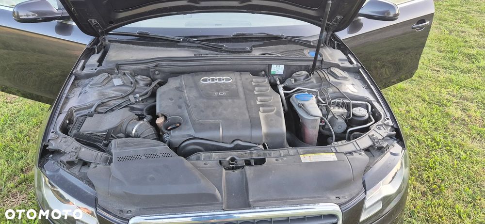 Audi A4 Avant 2.0 TDI DPF quattro S line Sportpaket - 18