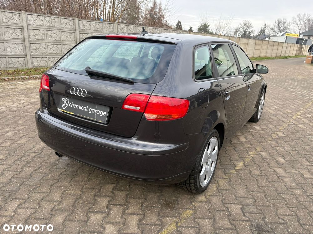 Audi A3 Sportback 1.6 Attraction - 14