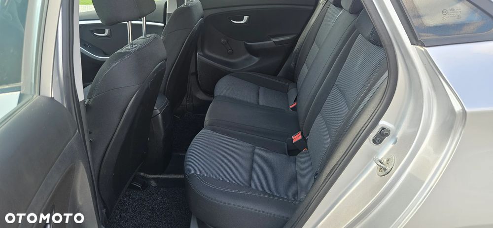 Hyundai i30 - 18